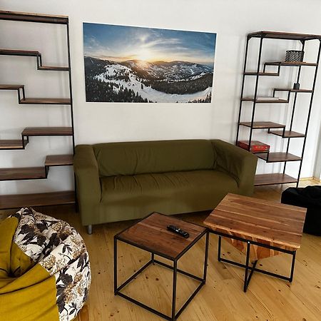 Madarasi Sportbazis Hotel Capilnita Buitenkant foto