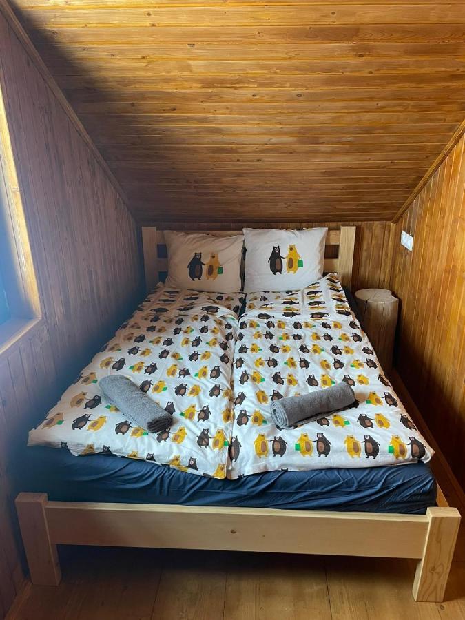Madarasi Sportbazis Hotel Capilnita Buitenkant foto