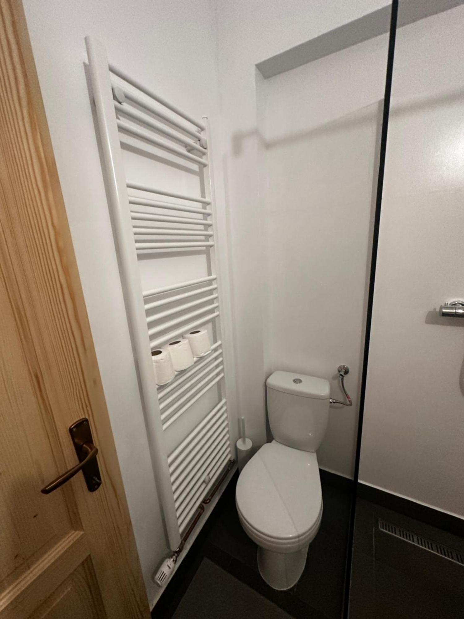 Madarasi Sportbazis Hotel Capilnita Buitenkant foto