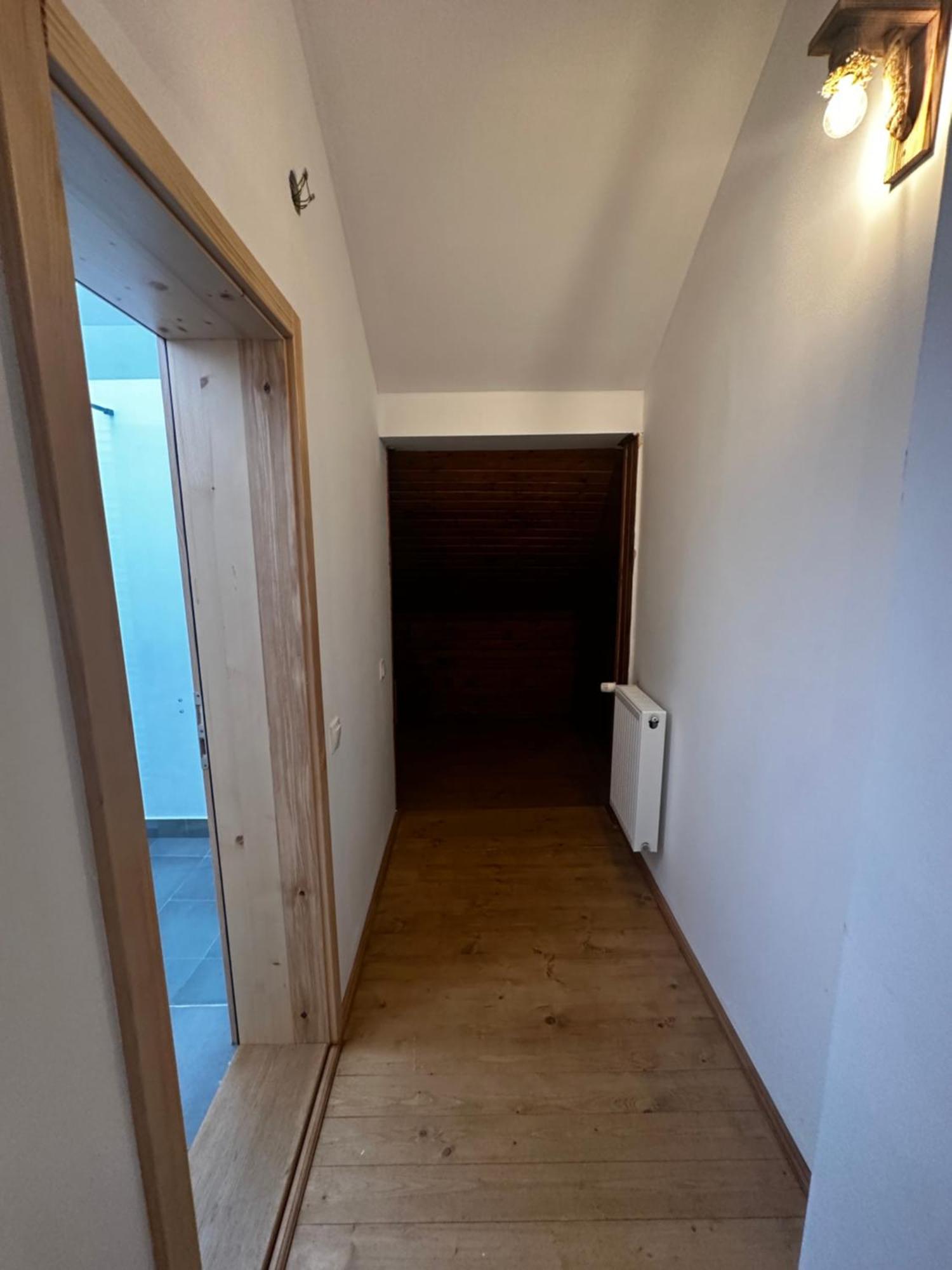 Madarasi Sportbazis Hotel Capilnita Buitenkant foto